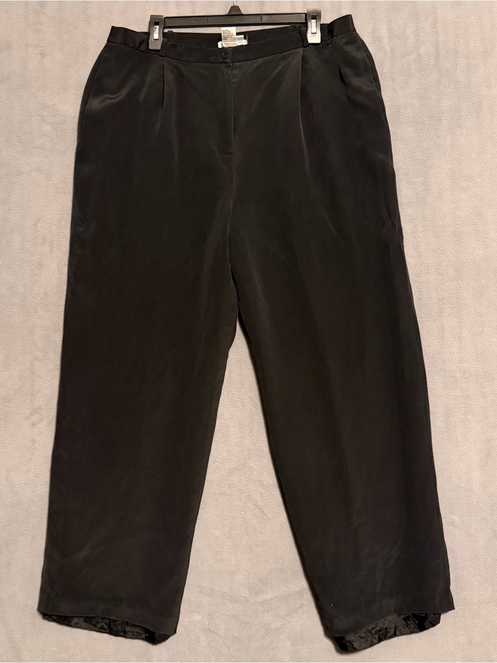 Due Per Due Black 100% Silk Pleated Dress Pants Size 16